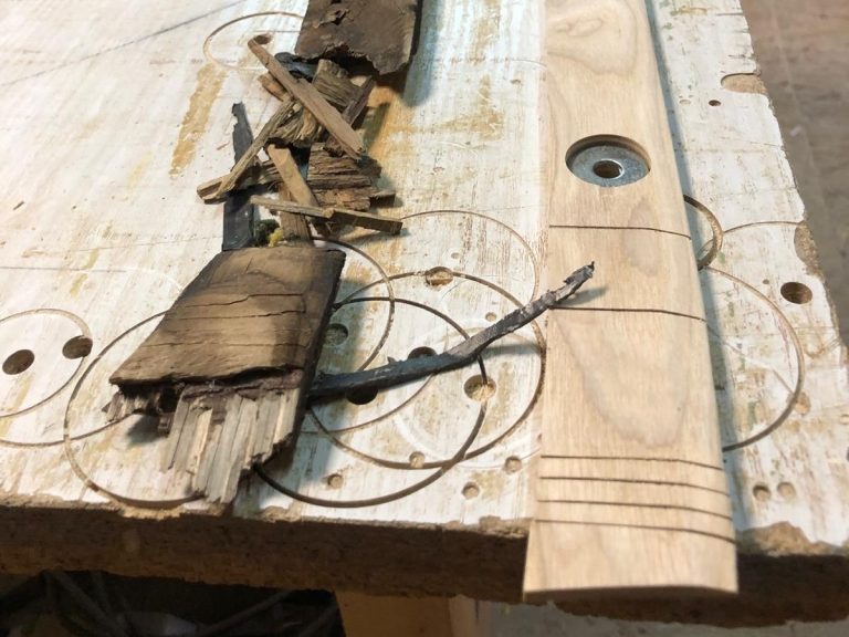 Holzbank